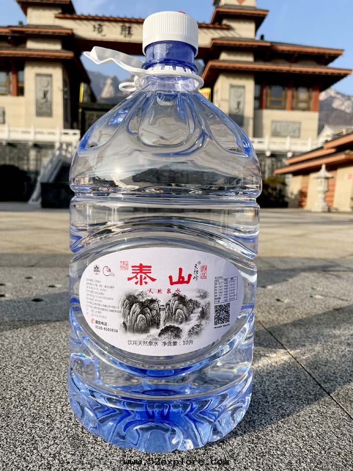 10升(shēng)桶裝(zhuāng)水(shuǐ)